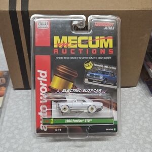 auto world 1964 Pontiac GTO Thunderjet Ultra-G Slot Car iwheels